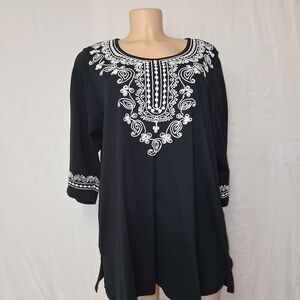 Woman Within Black Tunic with White Embroidery Size L